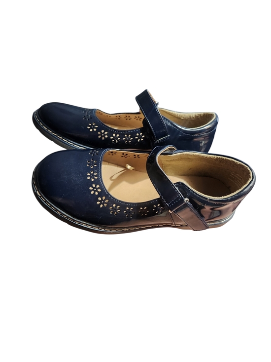 Gymboree Other - Gymboree Navy Patent Mary Jane Girls Dress Shoes Size 1 Like New